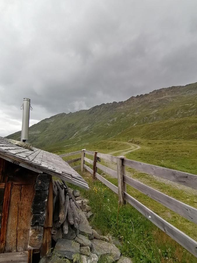 Haus Gastl Apartamento Arzl im Pitztal Exterior foto